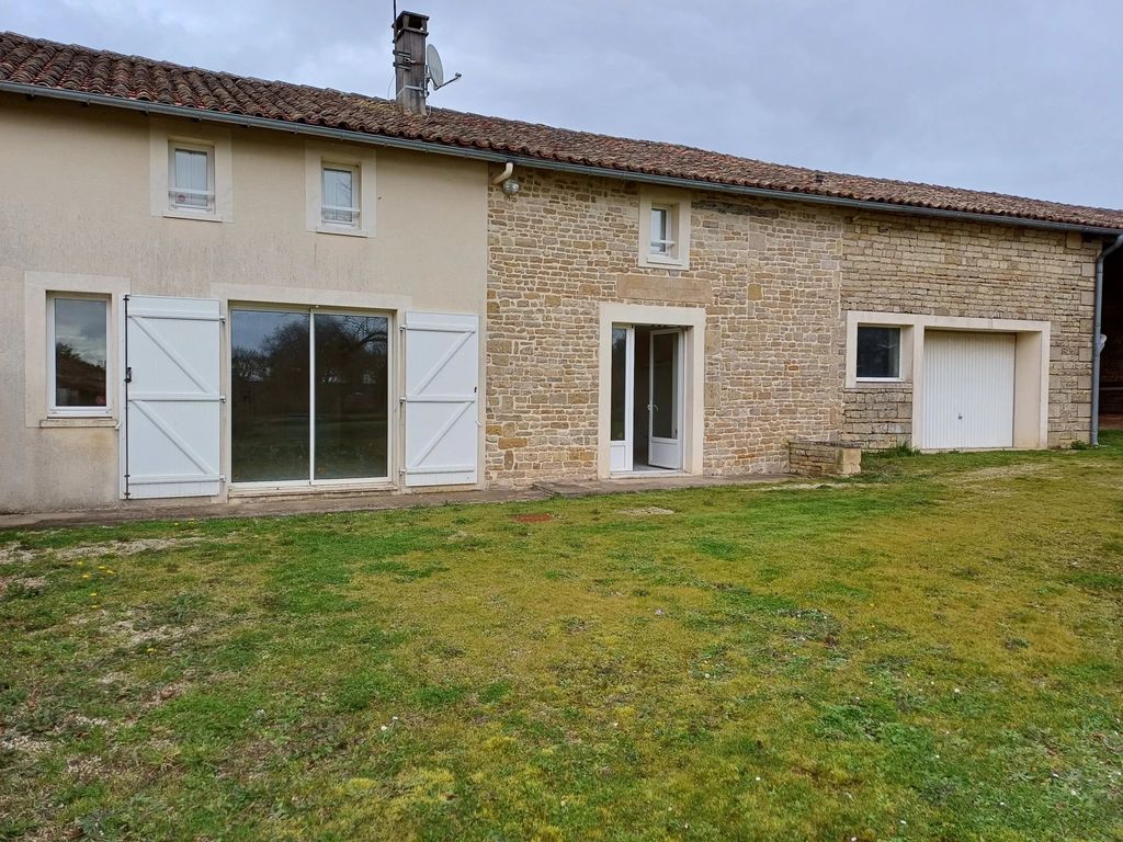 Achat maison à vendre 3 chambres 130 m² - Villefagnan