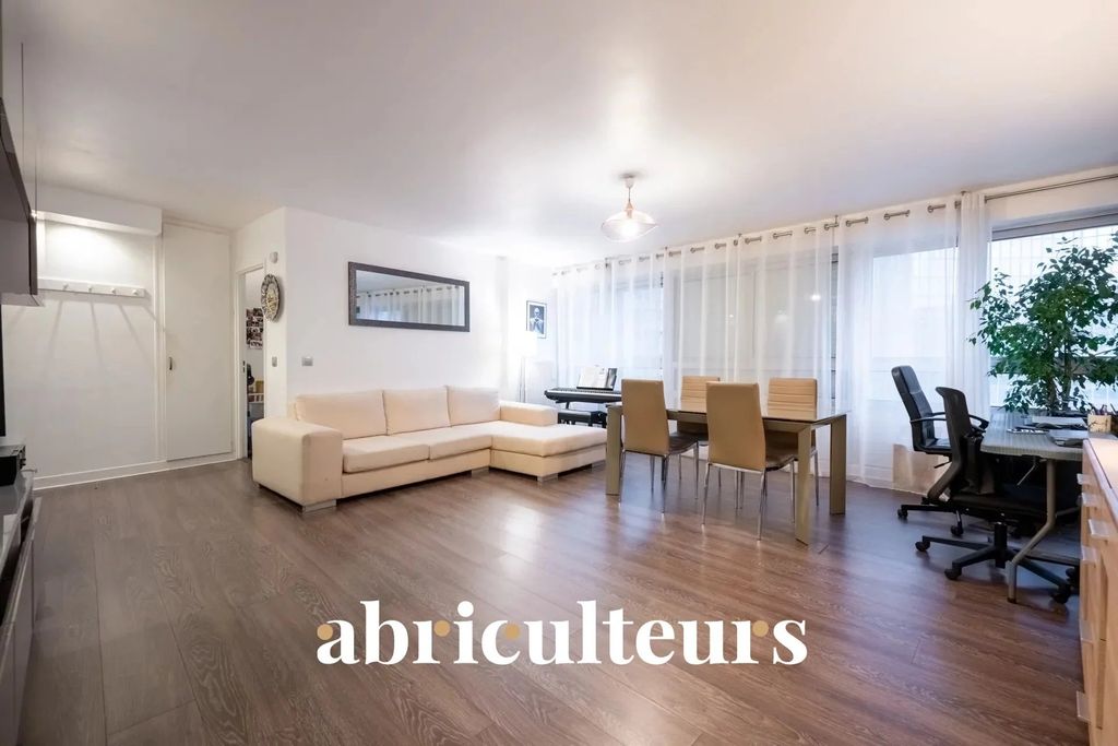 Achat appartement à vendre 3 pièces 80 m² - Courbevoie