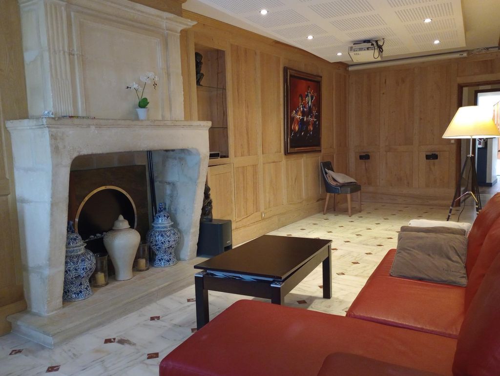 Achat maison à vendre 4 chambres 225 m² - Barbezieux-Saint-Hilaire