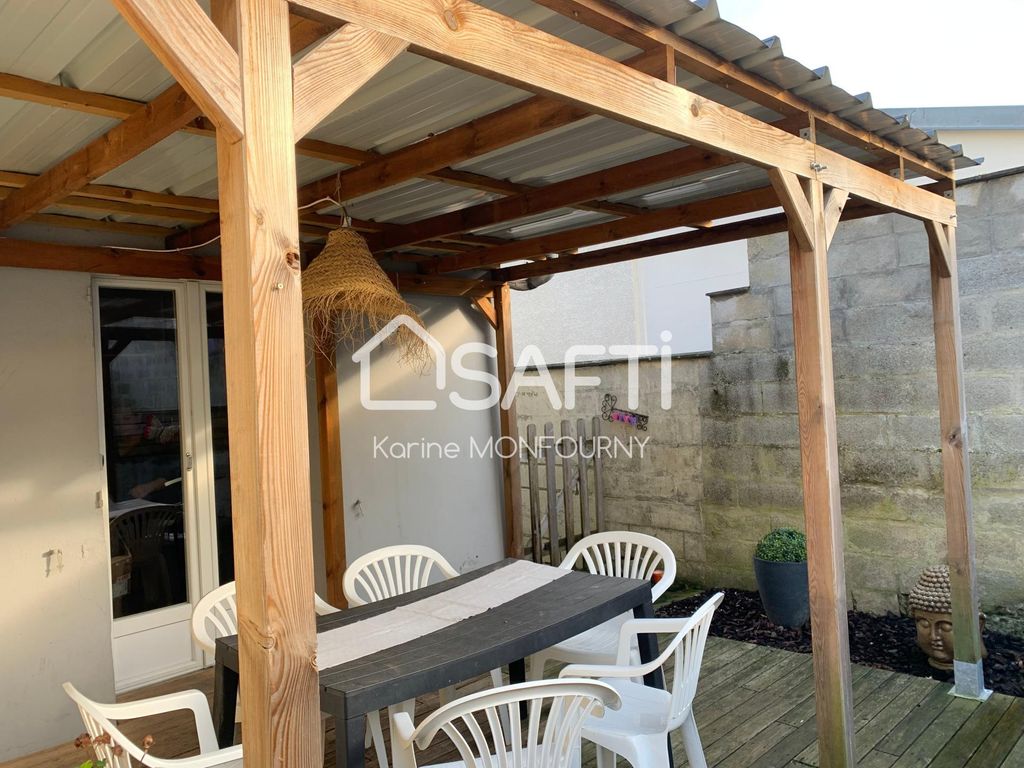 Achat maison à vendre 3 chambres 111 m² - Neuville-Saint-Amand