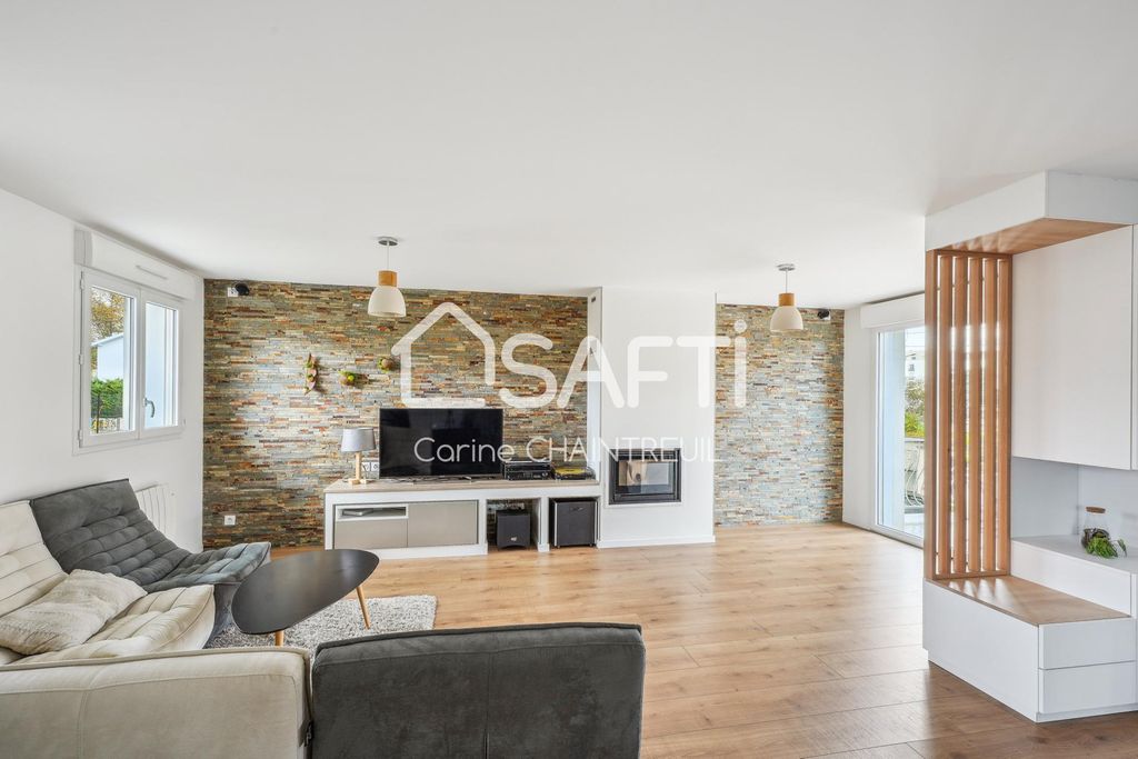 Achat maison à vendre 5 chambres 140 m² - Lyon 8ème arrondissement