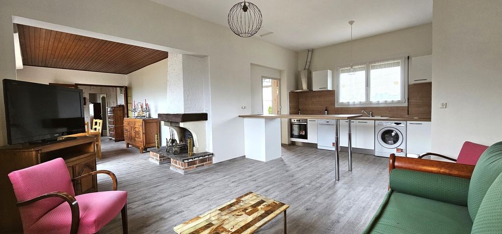 Achat maison à vendre 3 chambres 100 m² - Saint-Sulpice-et-Cameyrac