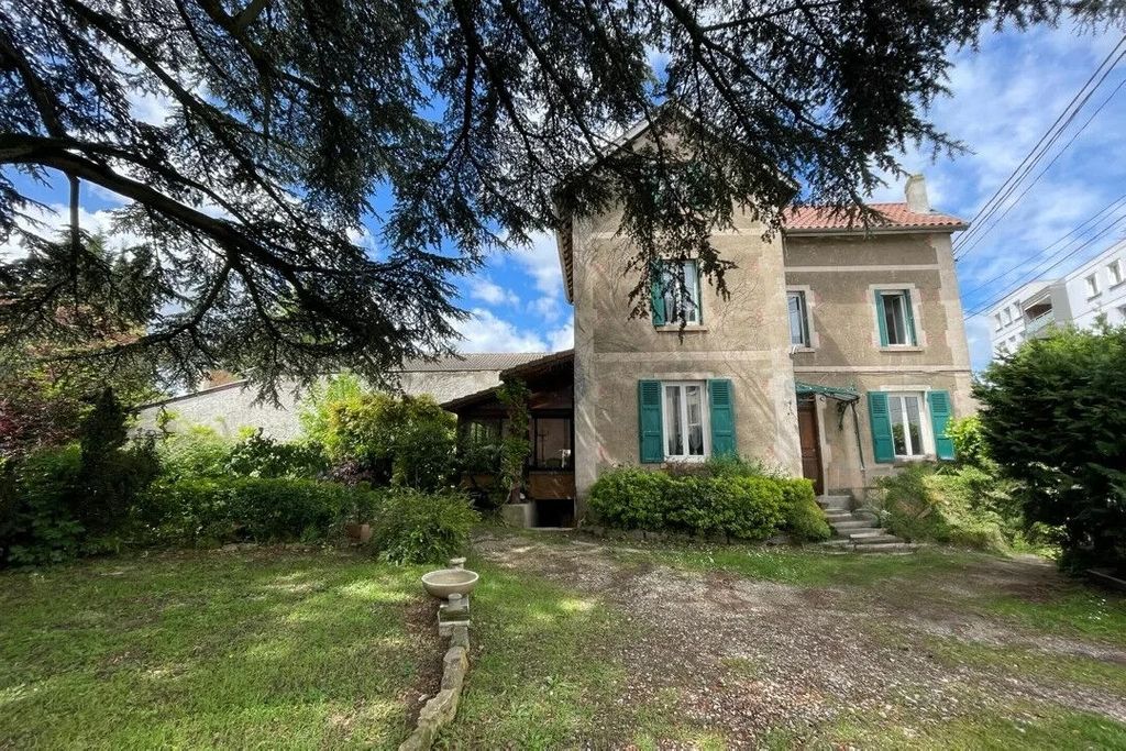 Achat maison à vendre 6 chambres 318 m² - Villefranche-sur-Saône