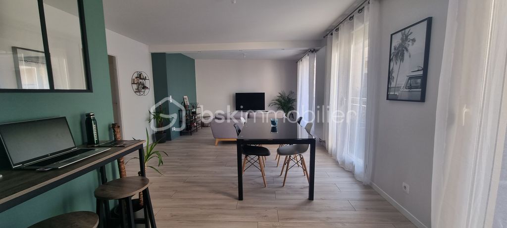 Achat appartement à vendre 4 pièces 74 m² - Saint-Germain-lès-Corbeil