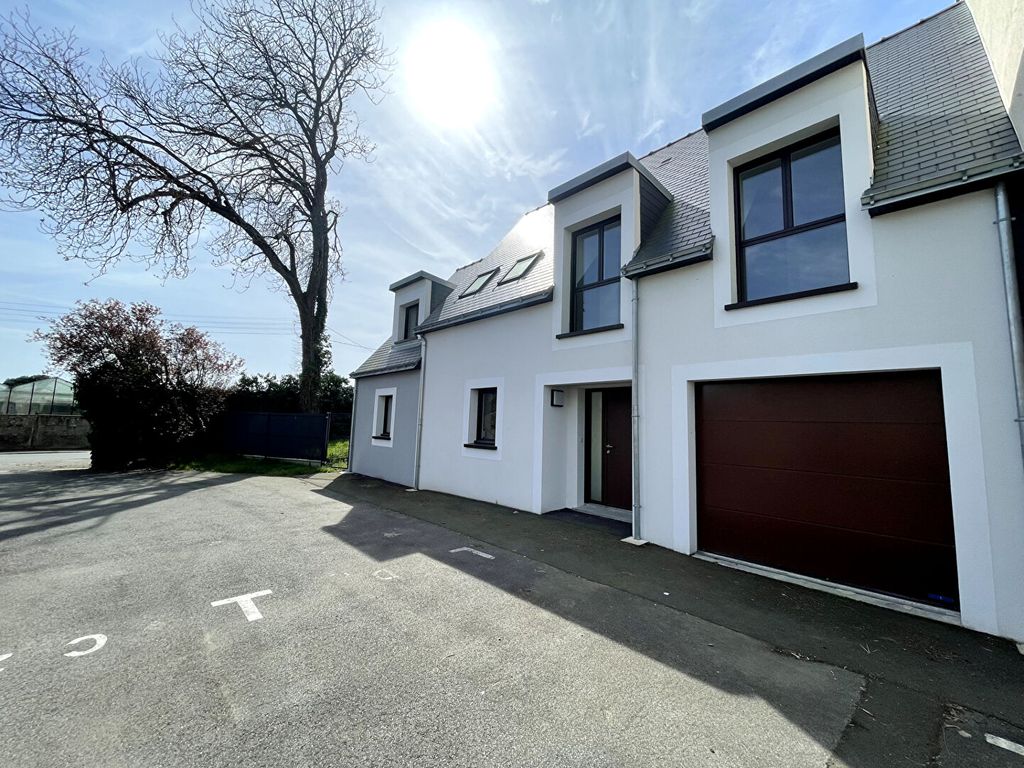 Achat maison à vendre 5 chambres 155 m² - Sainte-Luce-sur-Loire