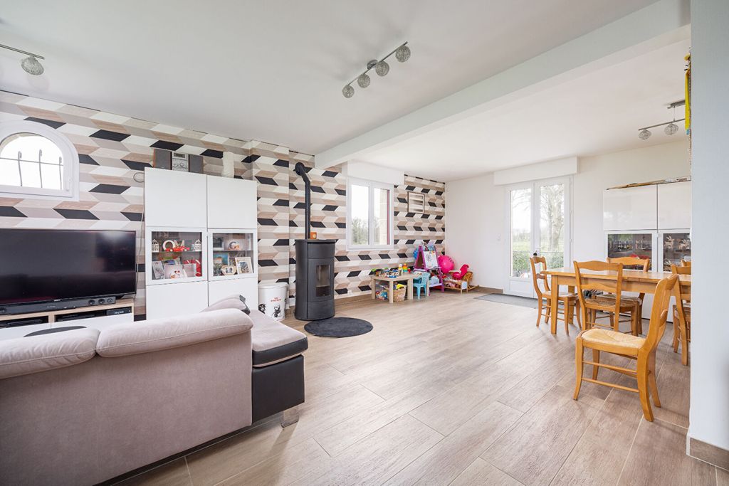 Achat maison à vendre 5 chambres 188 m² - Brusvily