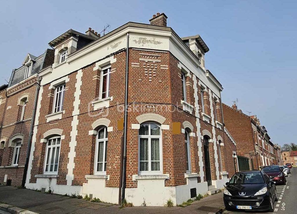 Achat maison à vendre 7 chambres 250 m² - Amiens
