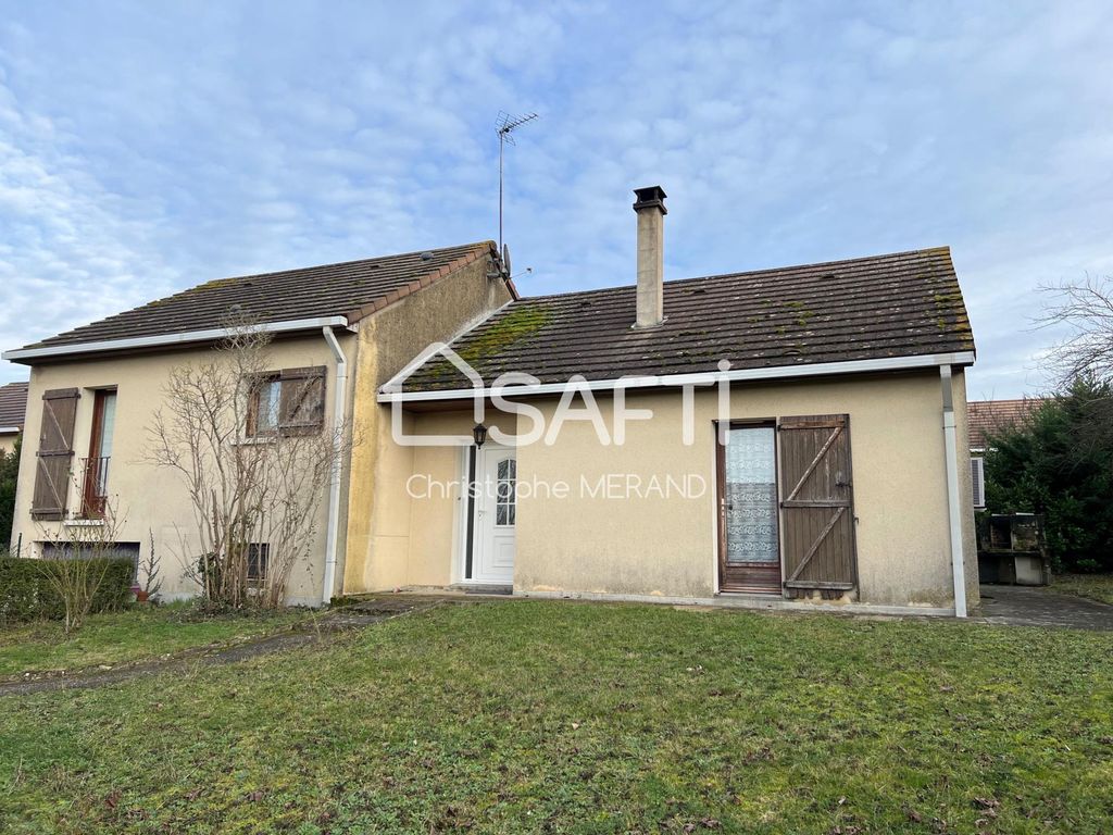 Achat maison à vendre 3 chambres 87 m² - Dangé-Saint-Romain