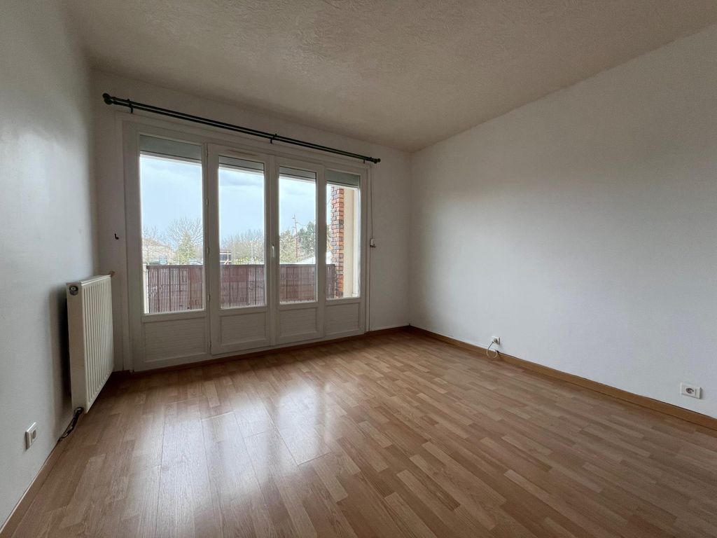 Achat appartement à vendre 2 pièces 53 m² - Maurepas