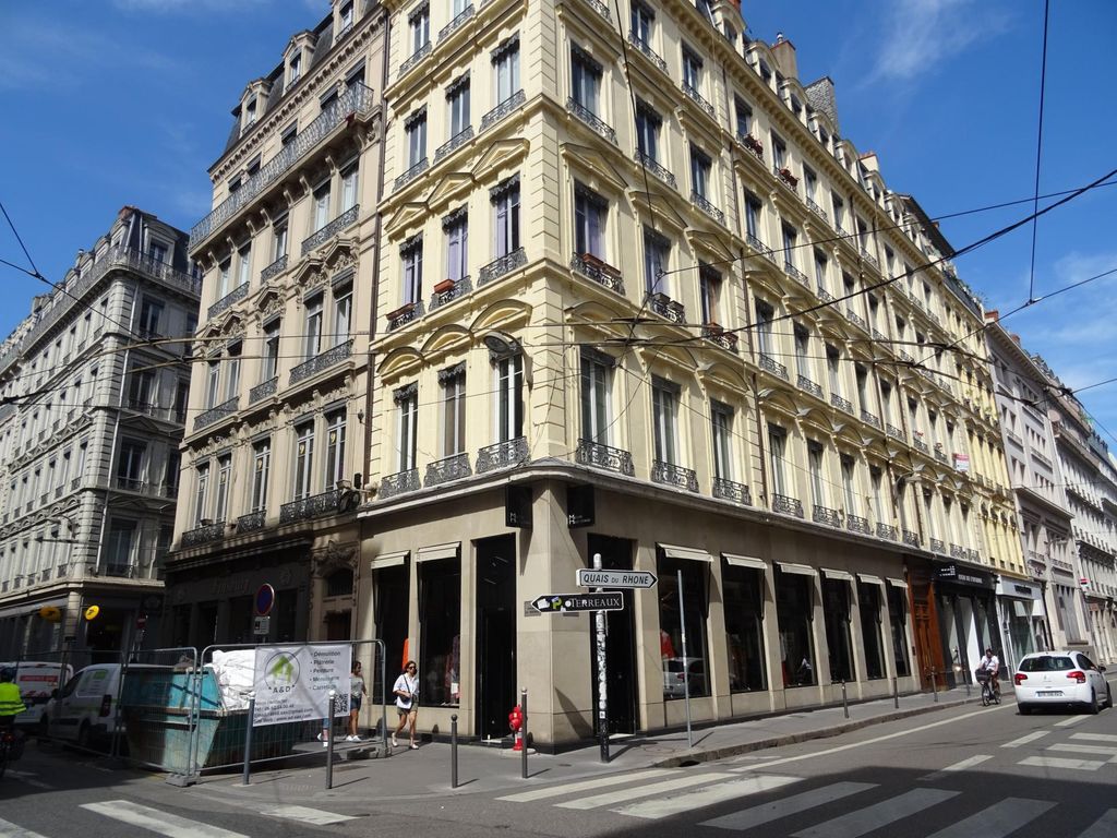 Achat appartement à vendre 5 pièces 127 m² - Lyon 1er arrondissement