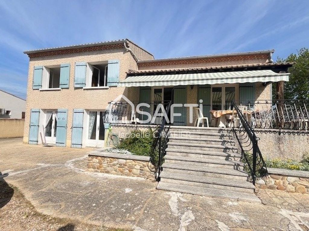 Achat maison à vendre 5 chambres 158 m² - Morières-lès-Avignon