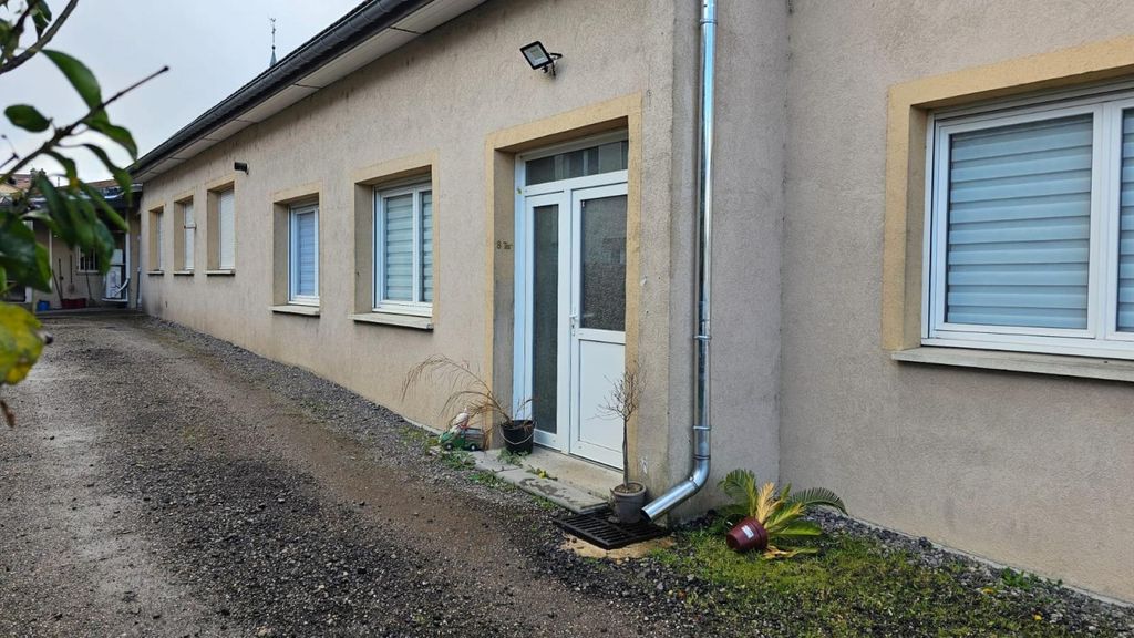 Achat maison à vendre 2 chambres 80 m² - Sainte-Marie-aux-Chênes