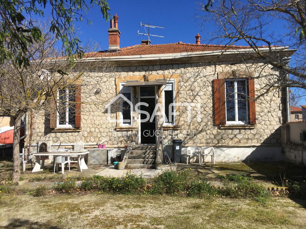 Achat maison à vendre 2 chambres 104 m² - Arles