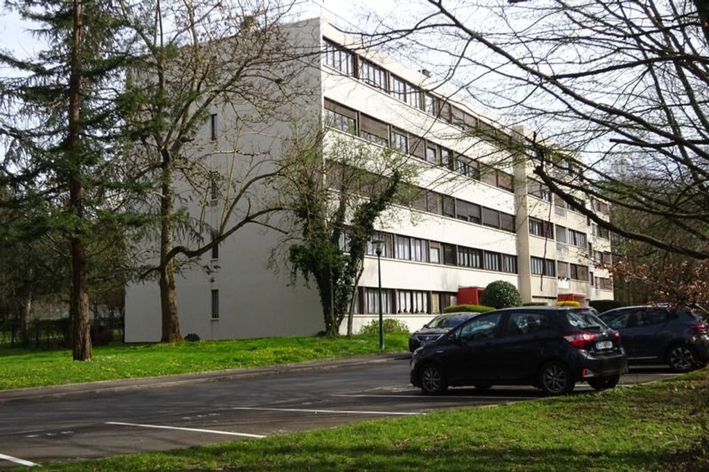Achat appartement à vendre 6 pièces 120 m² - Vaux-le-Pénil