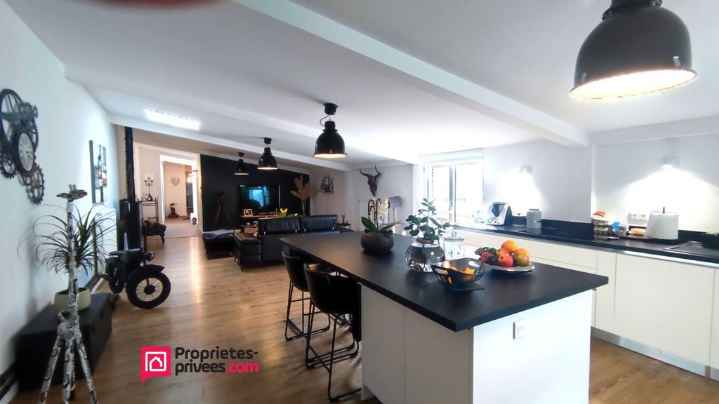 Achat loft à vendre 5 pièces 183 m² - Cahors