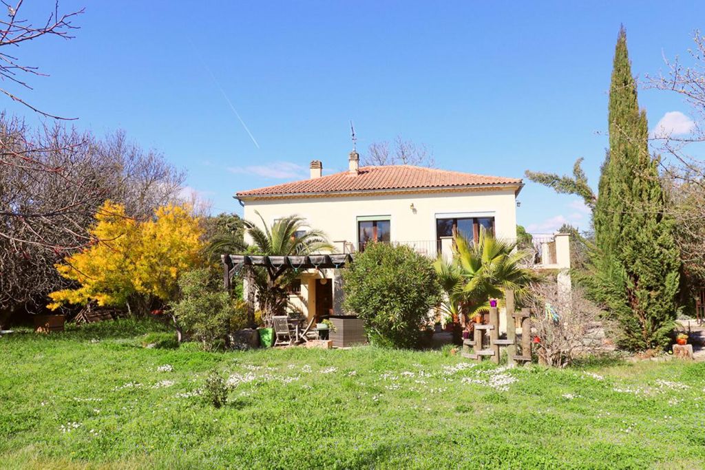 Achat maison à vendre 5 chambres 174 m² - Villeneuve-lès-Avignon