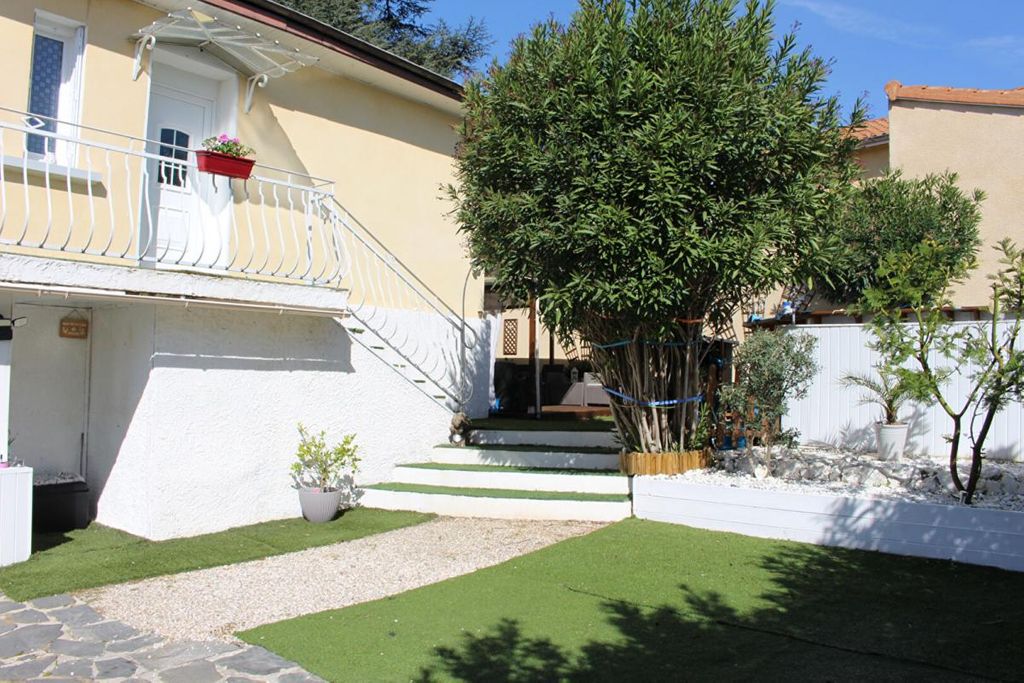 Achat maison à vendre 4 chambres 138 m² - Roussillon