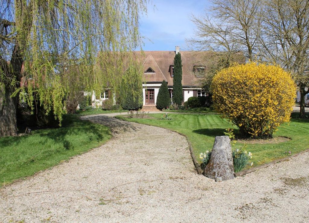 Achat maison à vendre 4 chambres 252 m² - Mareil-le-Guyon