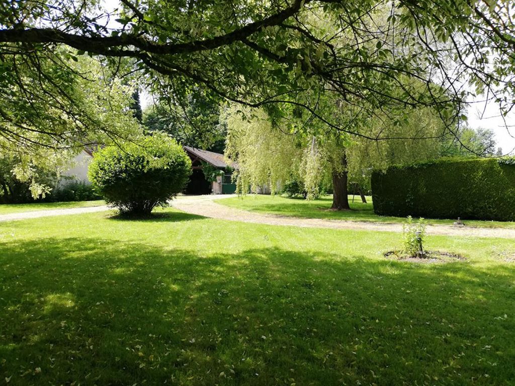 Achat maison à vendre 4 chambres 252 m² - Mareil-le-Guyon