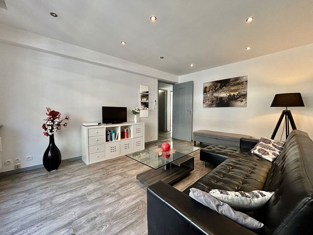 Achat appartement à vendre 2 pièces 47 m² - Vallauris