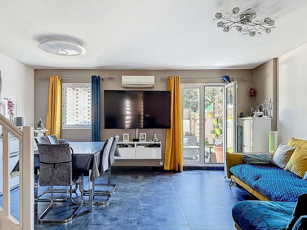 Achat maison à vendre 3 chambres 88 m² - Marseille 10ème arrondissement