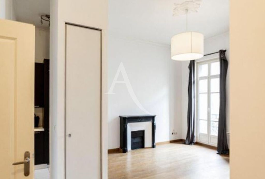 Achat appartement à vendre 4 pièces 94 m² - Paris 19ème arrondissement