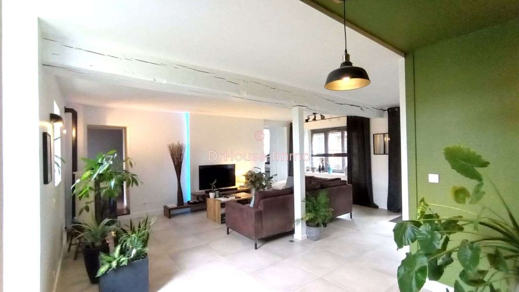 Achat maison à vendre 4 chambres 118 m² - La Chapelle-Saint-Rémy