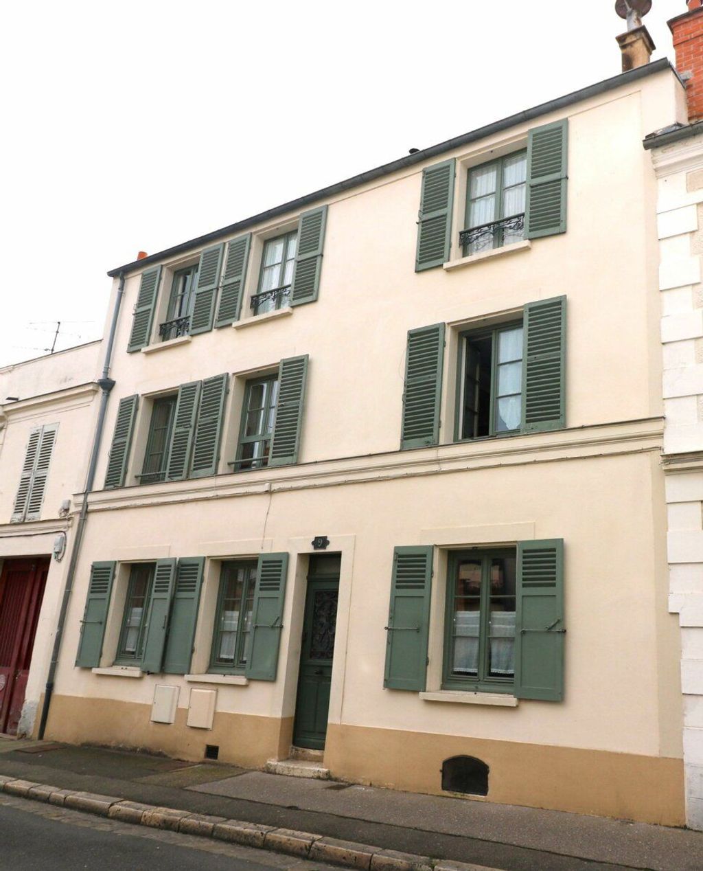 Achat maison à vendre 4 chambres 112 m² - Fontainebleau