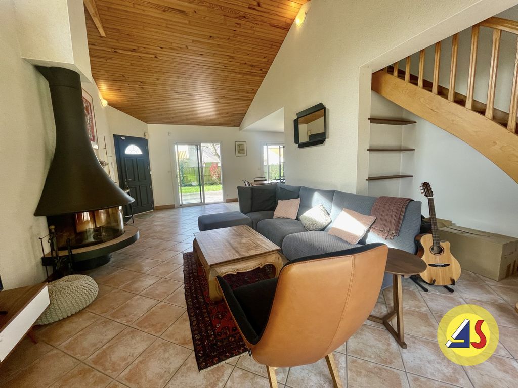 Achat maison à vendre 4 chambres 120 m² - Rezé