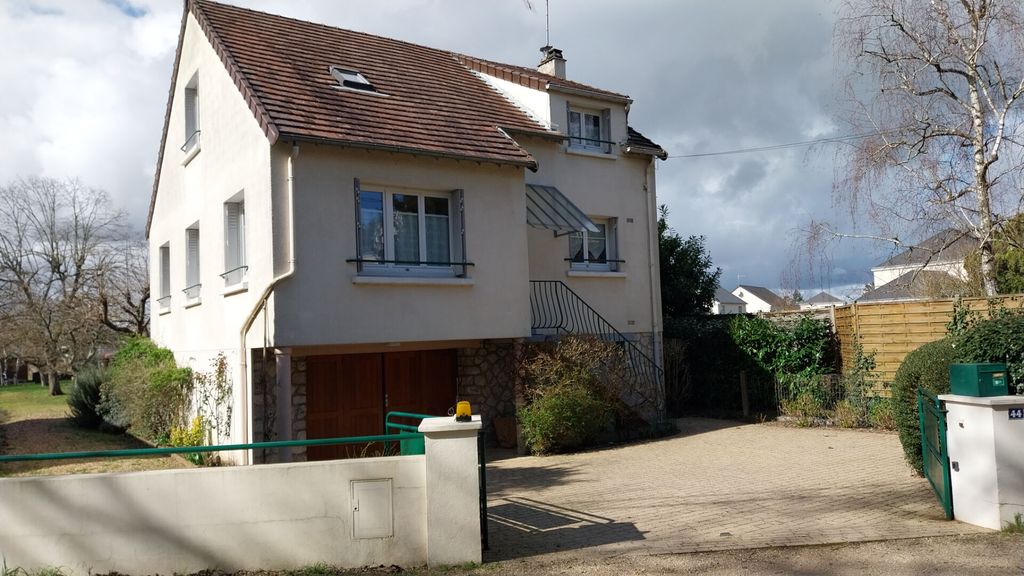 Achat maison à vendre 4 chambres 125 m² - Saint-Pryvé-Saint-Mesmin