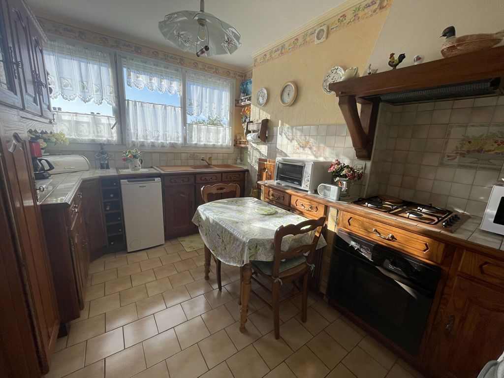 Achat appartement à vendre 4 pièces 78 m² - Fleury-les-Aubrais