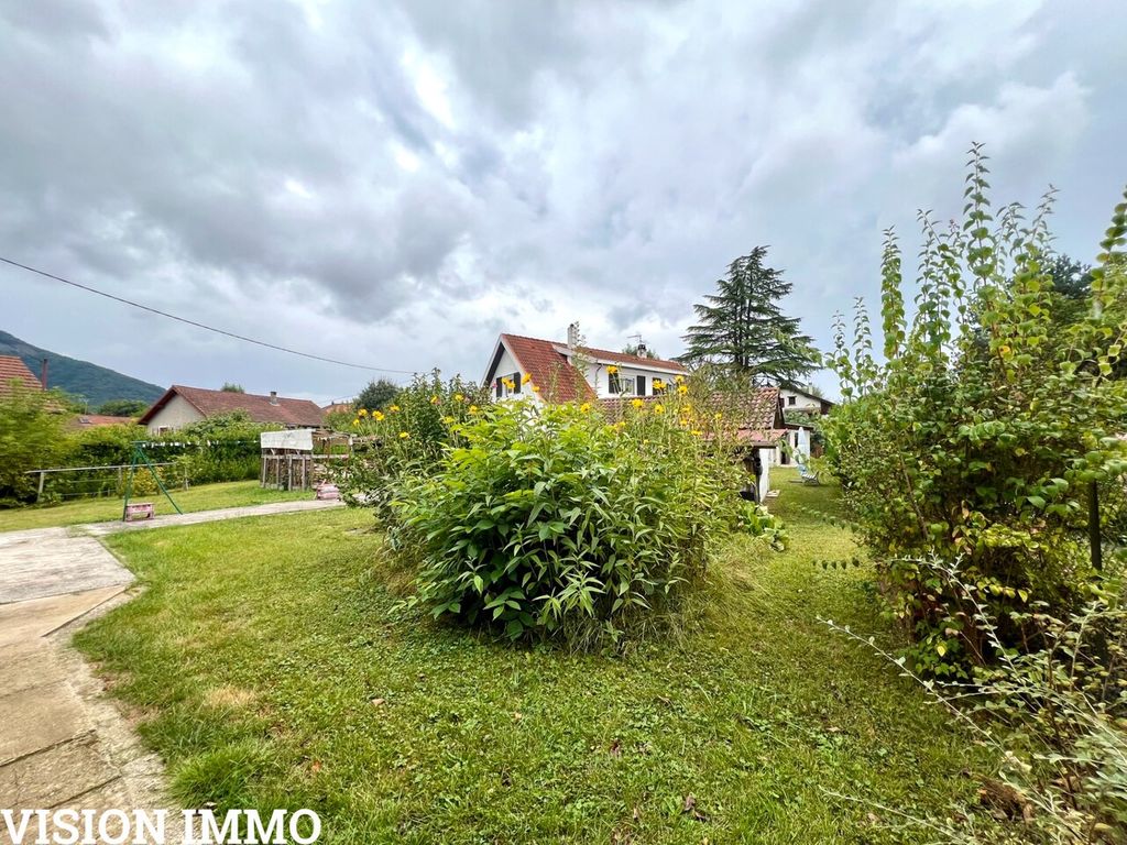 Achat maison à vendre 4 chambres 136 m² - Voiron