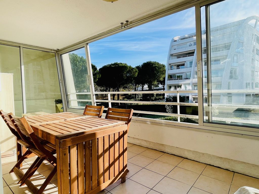 Achat appartement à vendre 2 pièces 28 m² - La Grande-Motte