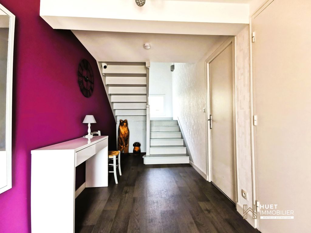 Achat maison à vendre 5 chambres 157 m² - Bruz