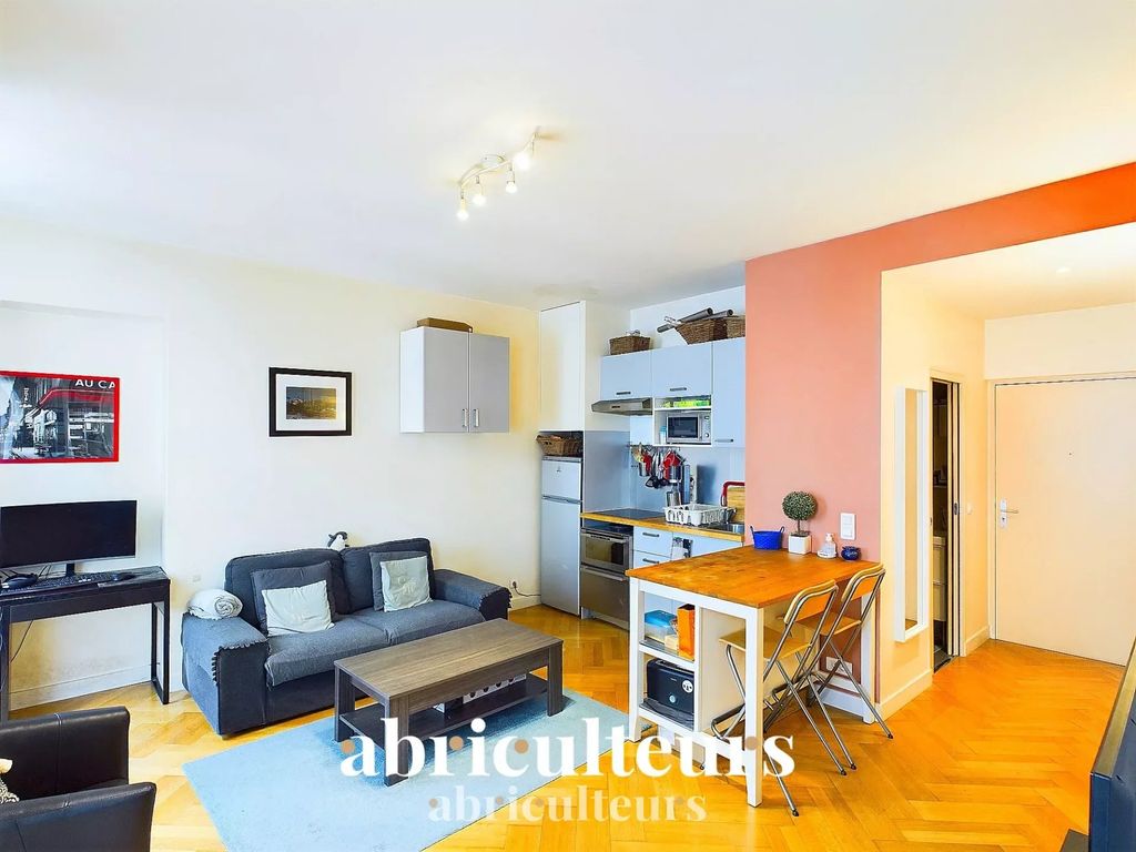 Achat appartement à vendre 2 pièces 42 m² - Paris 9ème arrondissement