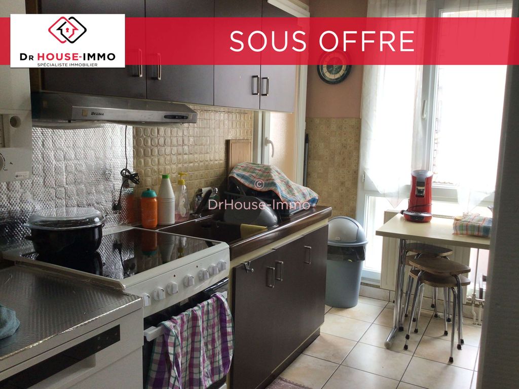 Achat appartement à vendre 4 pièces 70 m² - Saint-Étienne