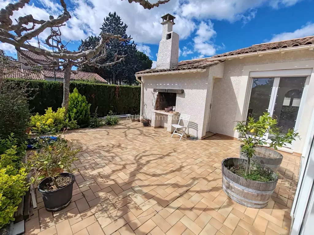 Achat maison à vendre 4 chambres 128 m² - Clermont-l'Hérault