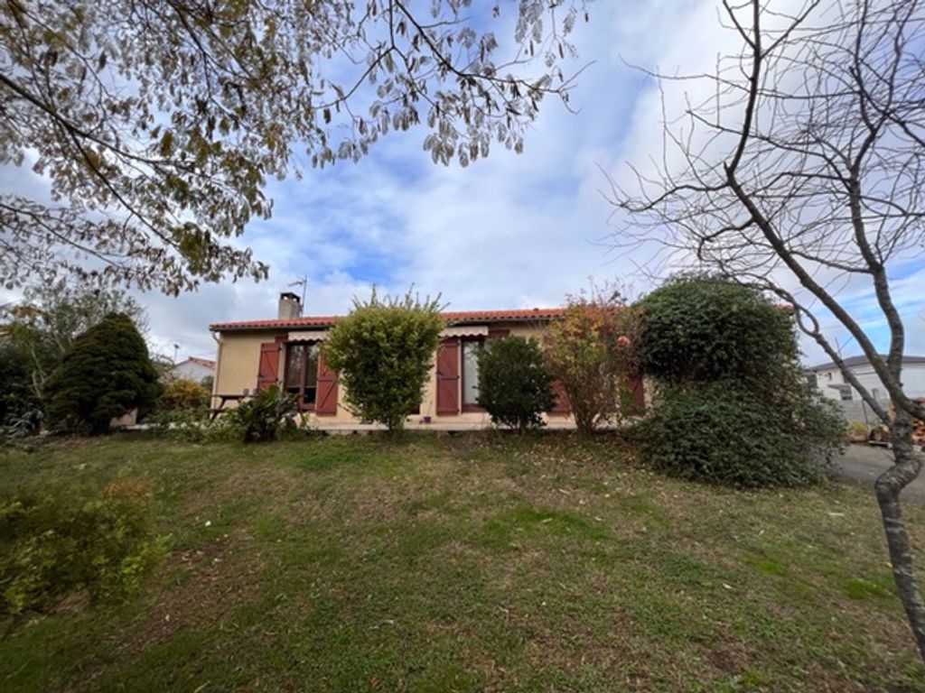 Achat maison à vendre 3 chambres 84 m² - Le Fauga