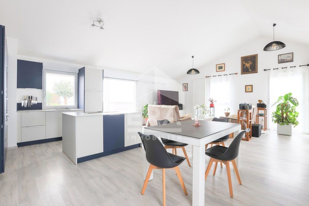 Achat appartement à vendre 5 pièces 136 m² - Lagord