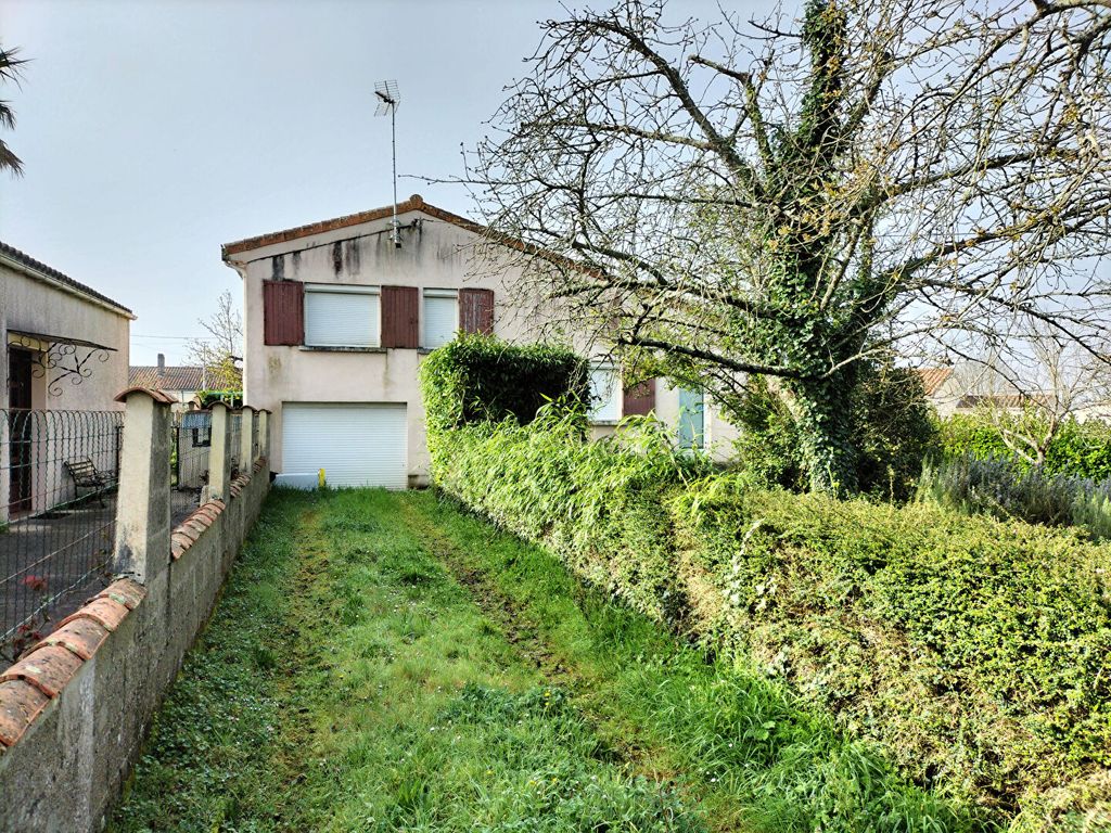 Achat maison à vendre 2 chambres 86 m² - Tonnay-Charente