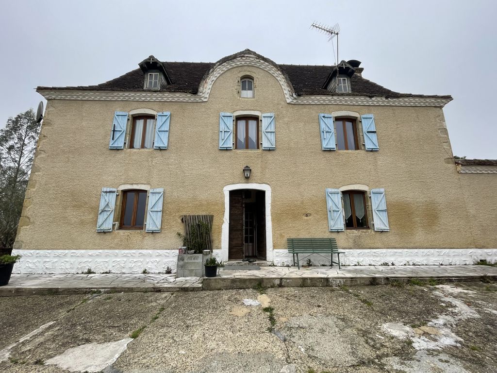 Achat maison à vendre 4 chambres 189 m² - Saint-Médard