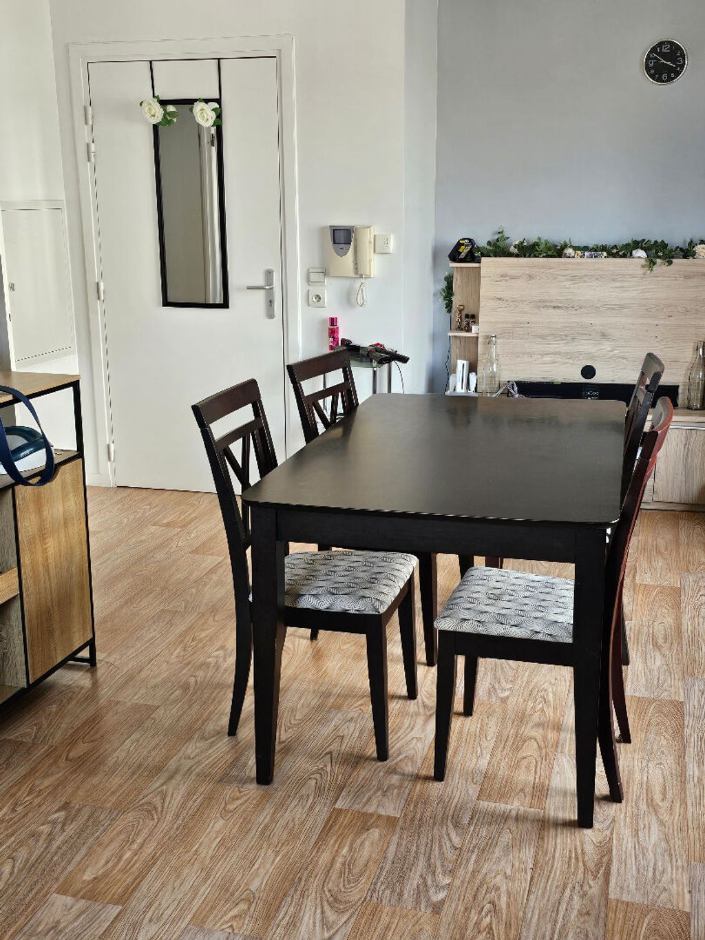 Achat appartement à vendre 2 pièces 45 m² - Saint-Maximin