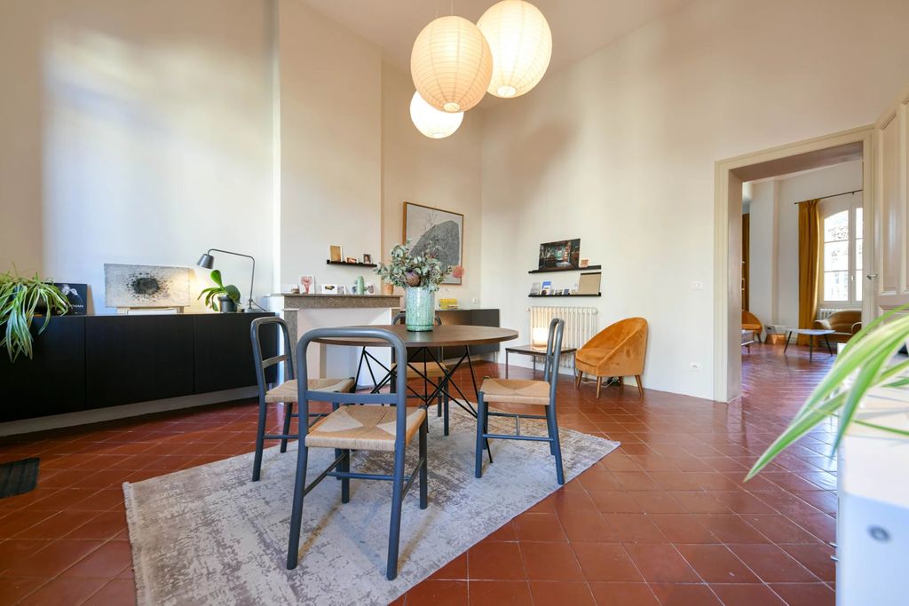 Achat appartement à vendre 4 pièces 77 m² - Uzès