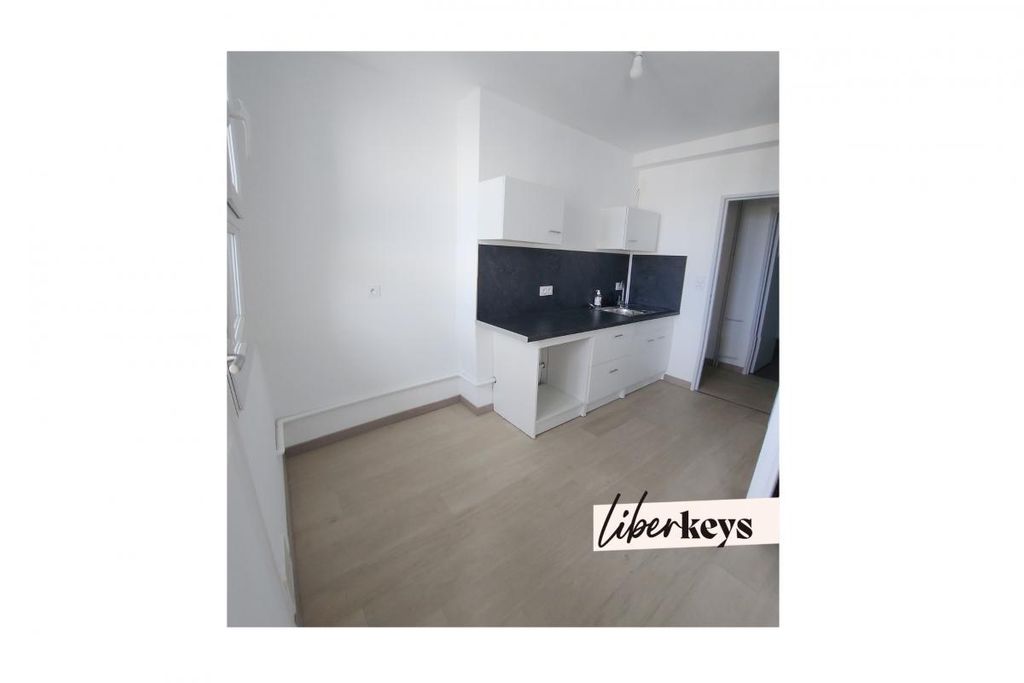 Achat studio à vendre 52 m² - Saint-Brieuc