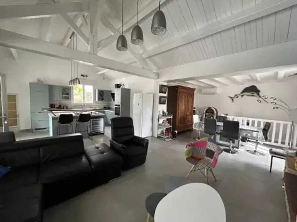 Achat maison à vendre 5 chambres 166 m² - Saint-Brevin-les-Pins