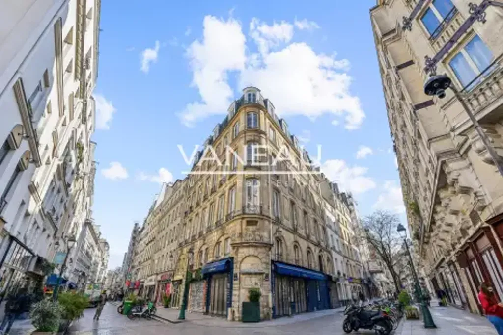 Achat appartement à vendre 2 pièces 47 m² - Paris 2ème arrondissement