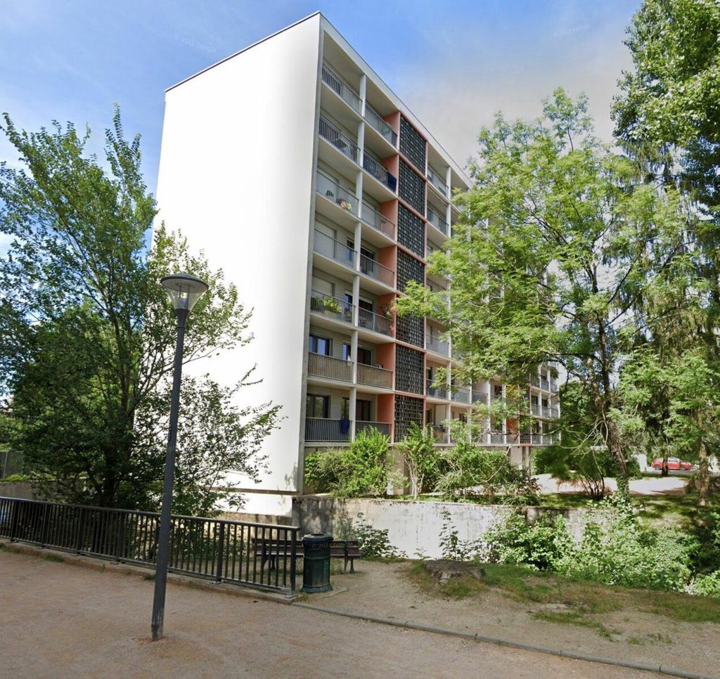 Achat appartement à vendre 4 pièces 75 m² - Bourg-en-Bresse