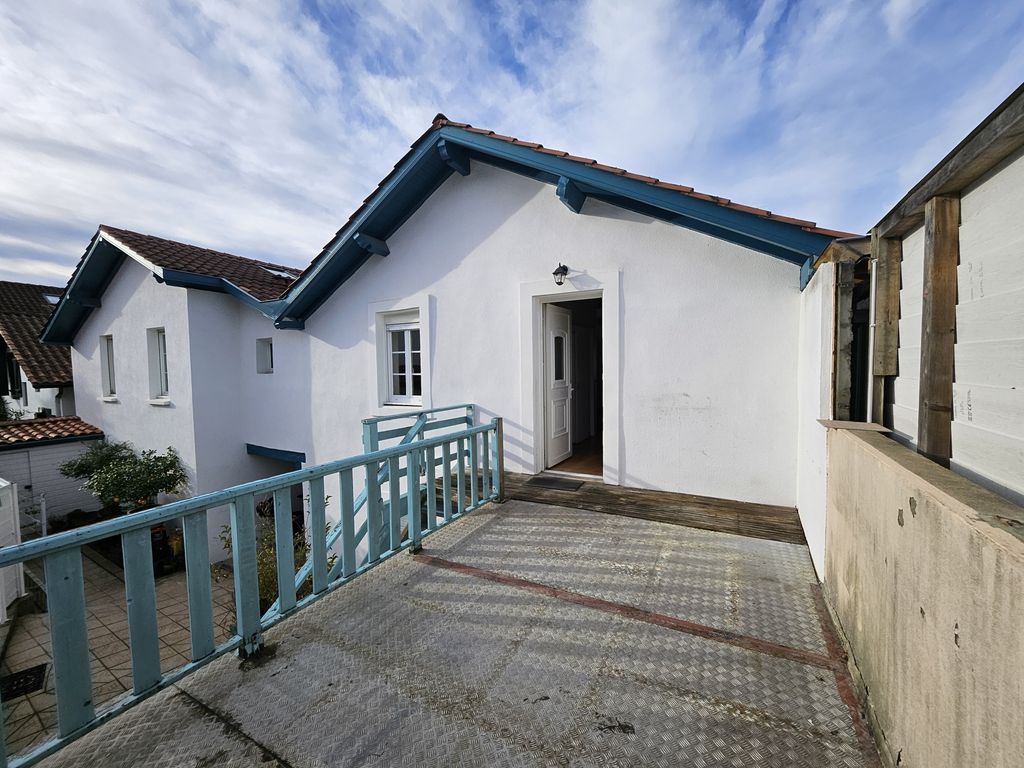 Achat appartement à vendre 3 pièces 52 m² - Biarritz