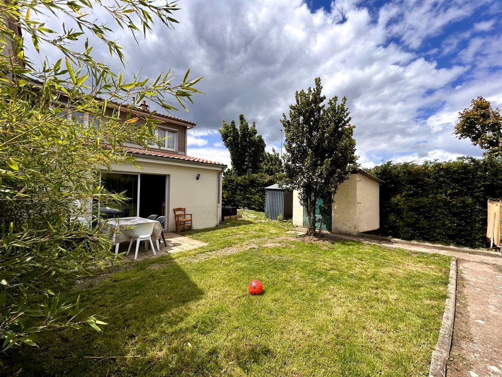 Achat maison à vendre 4 chambres 126 m² - Clermont-Ferrand