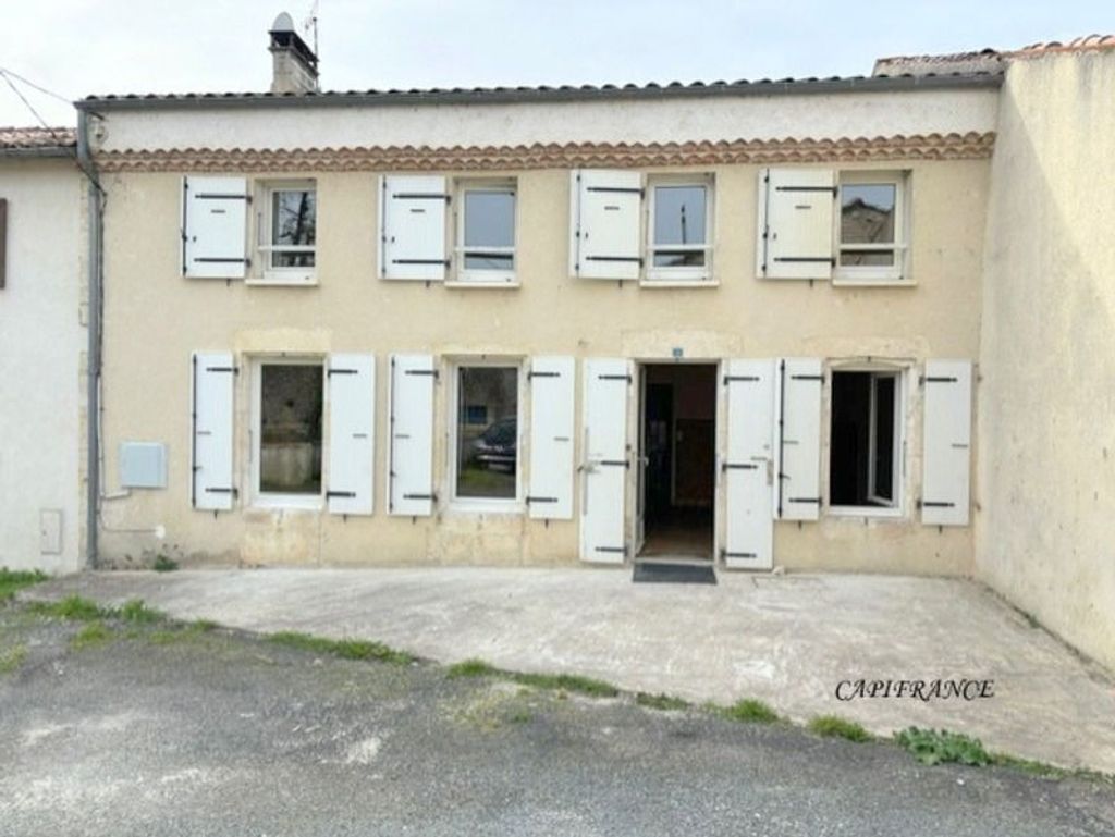 Achat maison à vendre 4 chambres 117 m² - Tonnay-Boutonne
